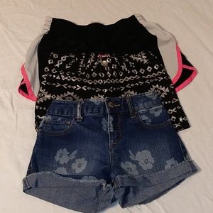 *3* Pairs of Girls Shorts